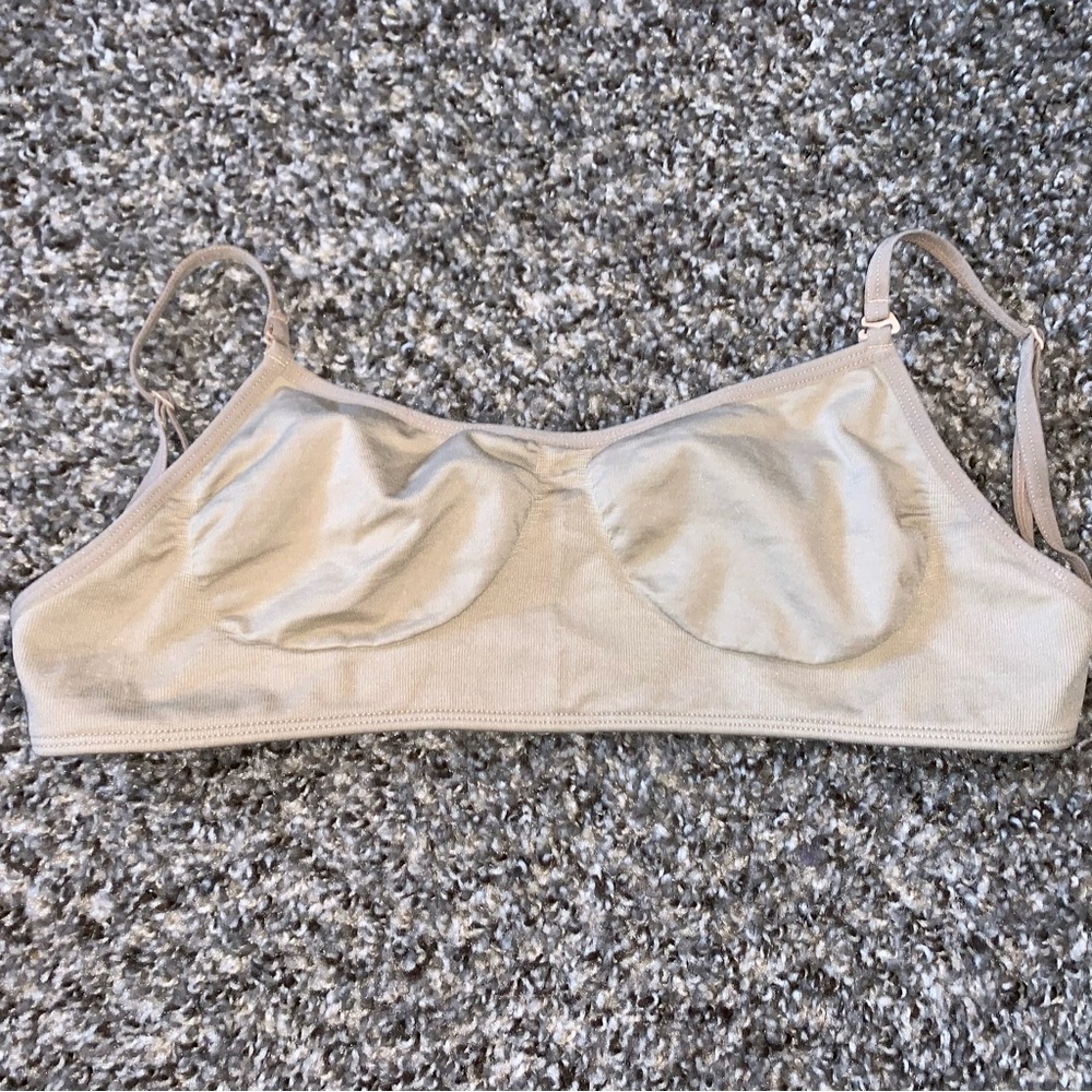 🩷 Basic Moves Clear Back Bra Adjustable Removable Straps 🩷